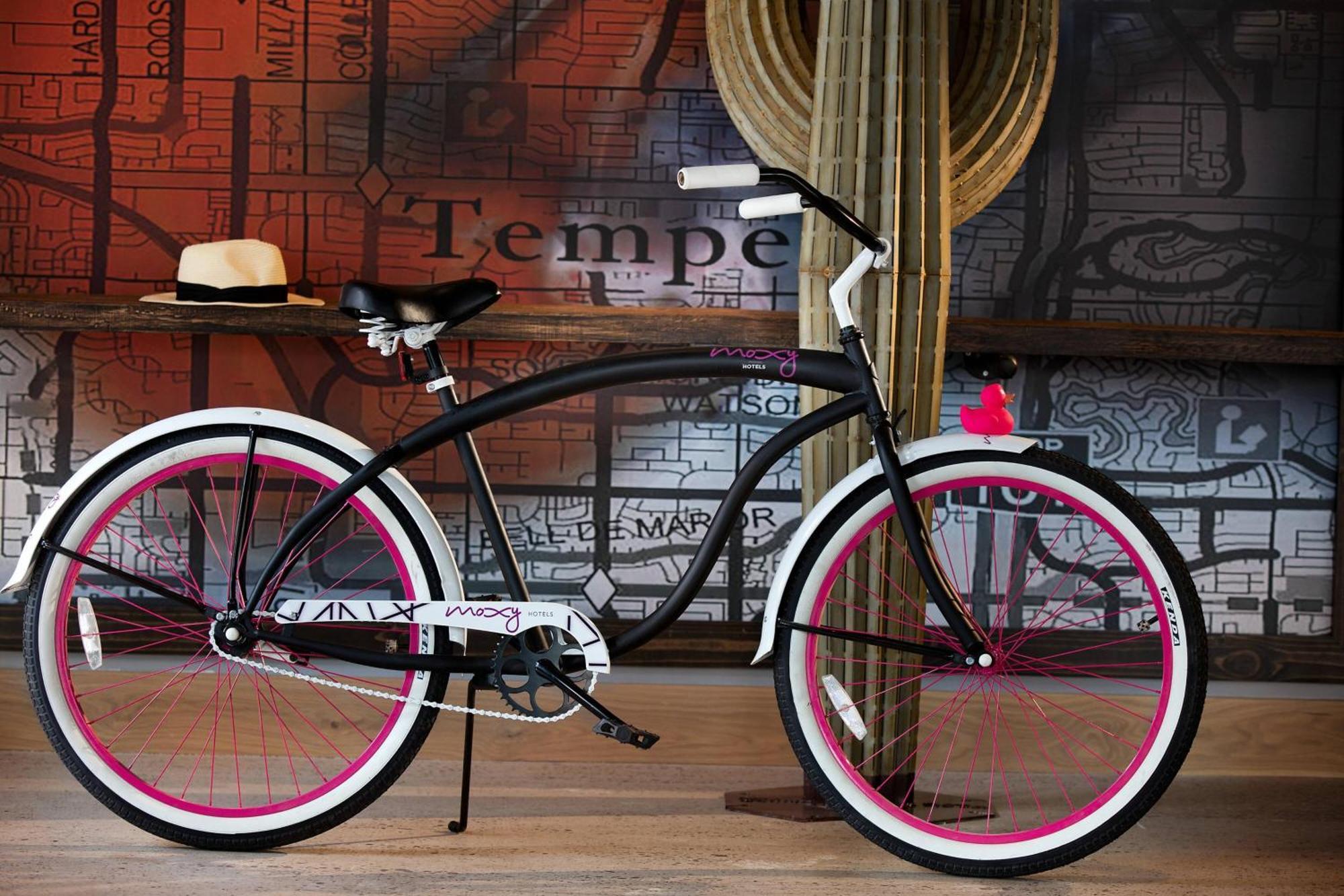 Moxy Phoenix Tempe/Asu Area Kültér fotó