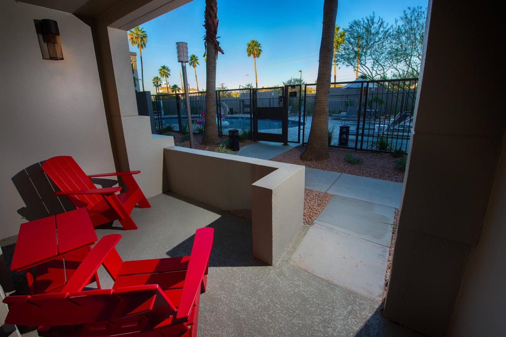 Moxy Phoenix Tempe/Asu Area Kültér fotó